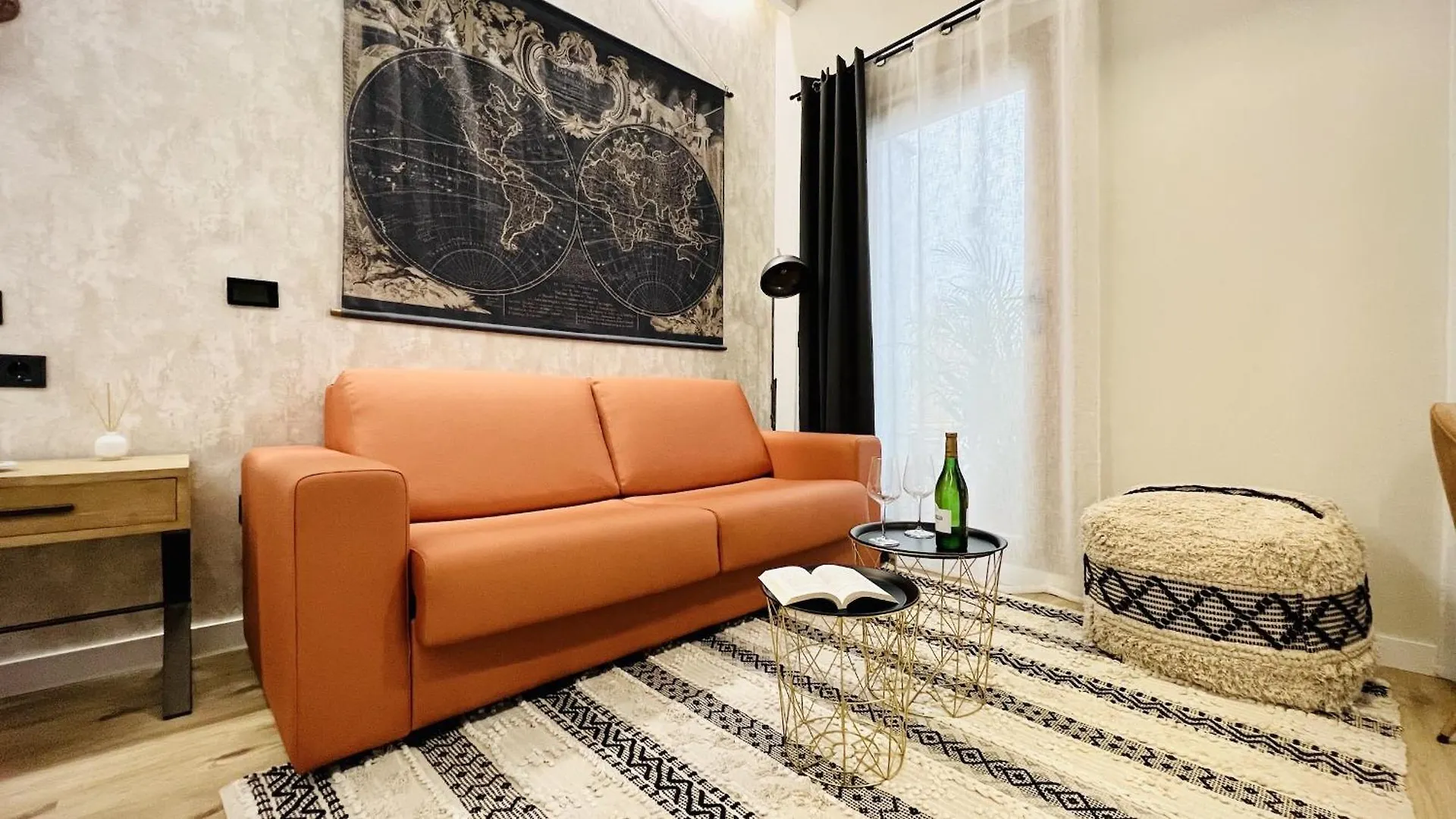Aparthotel Luz De Gades - Suites Spa Gym - Adults Only 4*, Cádiz
