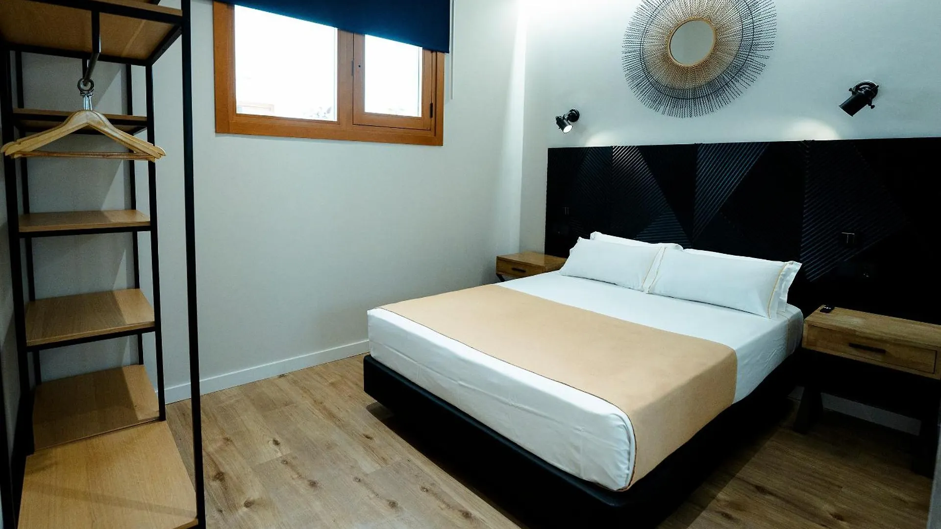 **** Hotel Aparthotel Luz De Gades - Suites Spa Gym - Adults Only Spanien