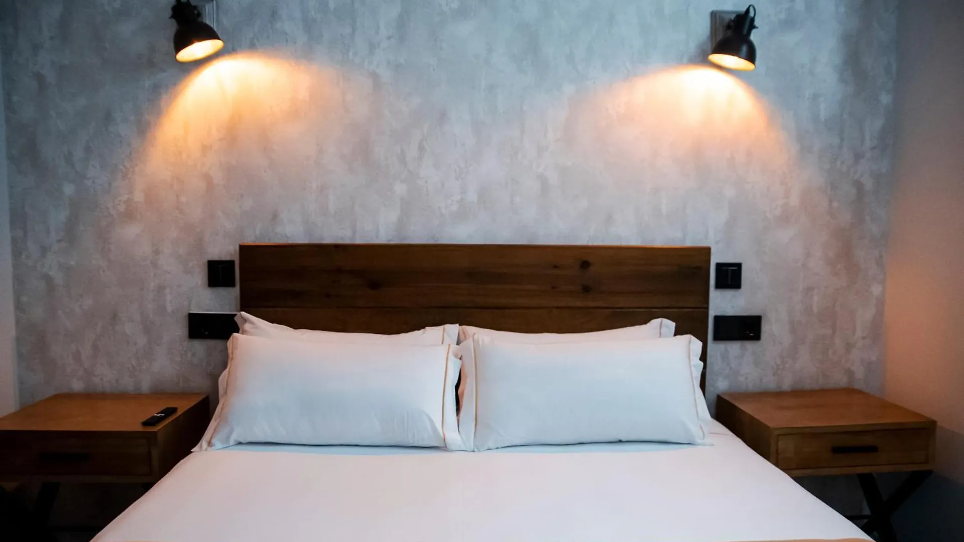 Aparthotel Luz De Gades - Suites Spa Gym - Adults Only Cádis